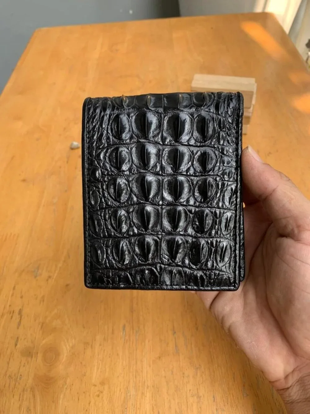 Genuine Alligator Bifold Wallet for Men - Real Crocodile Leather, Black Hornback